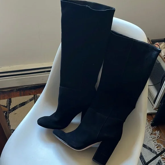 Schultz Suede pull up boot - Picture 2 of 7